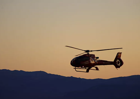 Helikoptertour bei Sonnenuntergang
