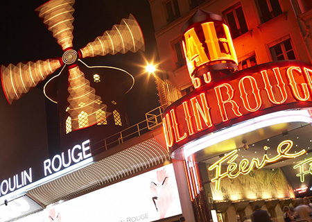 Spettacolo del Moulin Rouge - con trasporto 